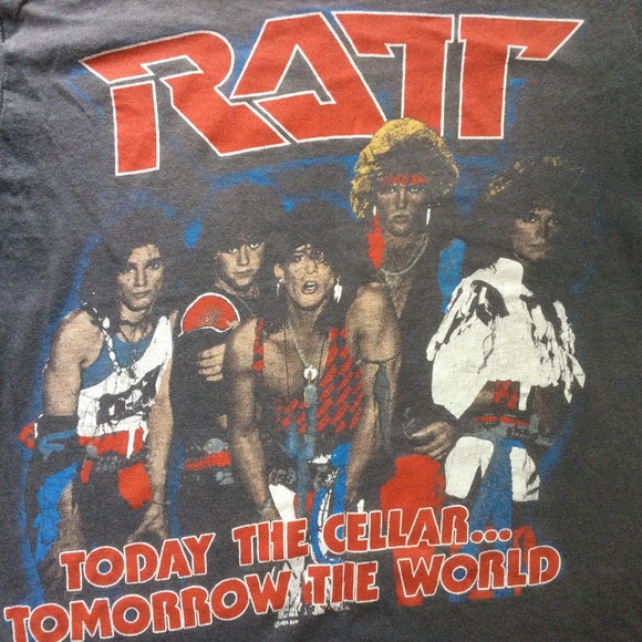 vintage 1989 Ratt Graphic Tee - Black. - Picture 3 of 8